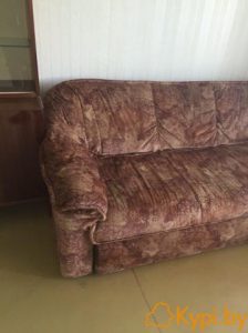 Продаю диван и 2 кресла.