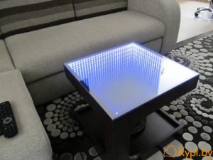 Журнальный стол с 3D подсветкой